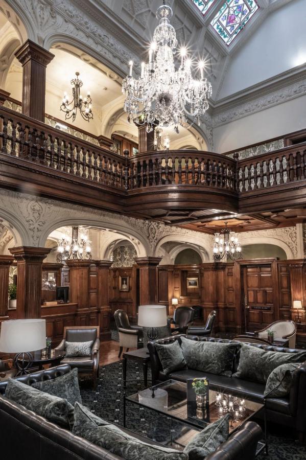 Woodlands Park Hotel Cobham  Bagian luar foto